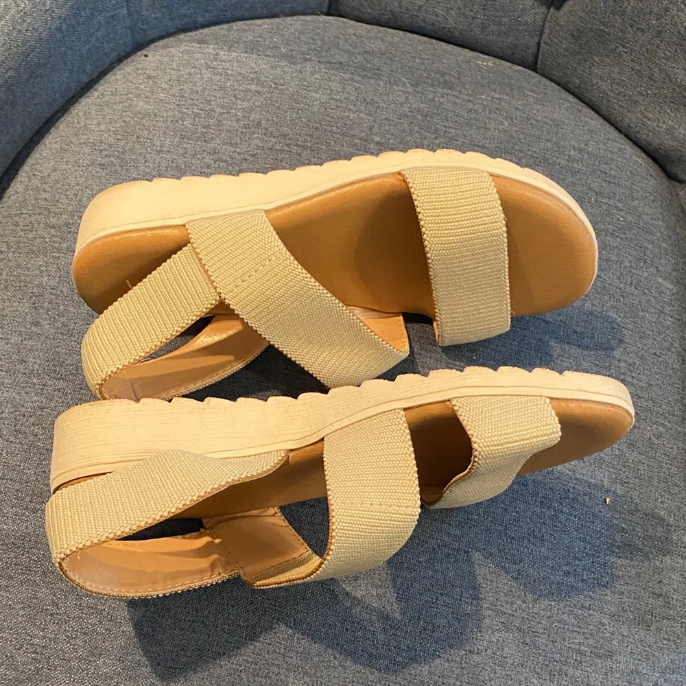 Kensie Women's Cream Sandals - Picture 3 of 6